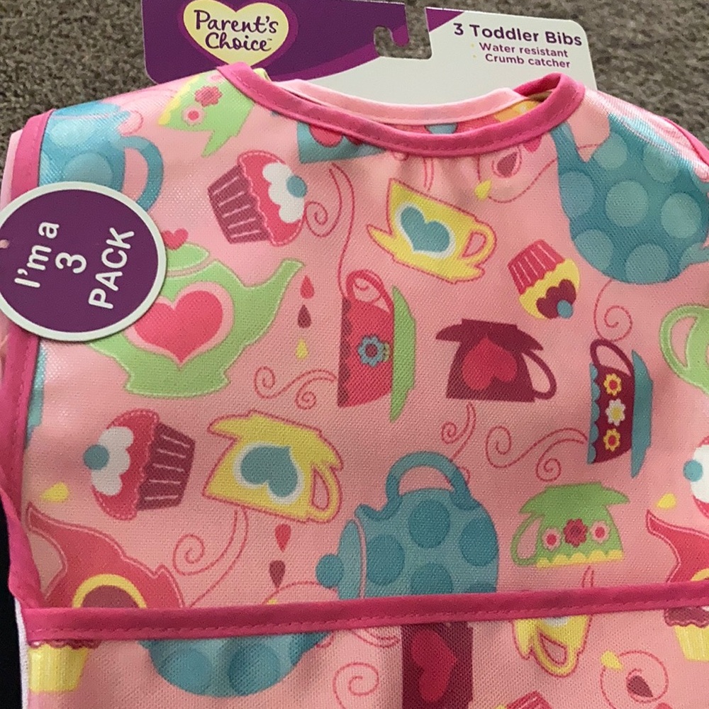 3 toddler bibs